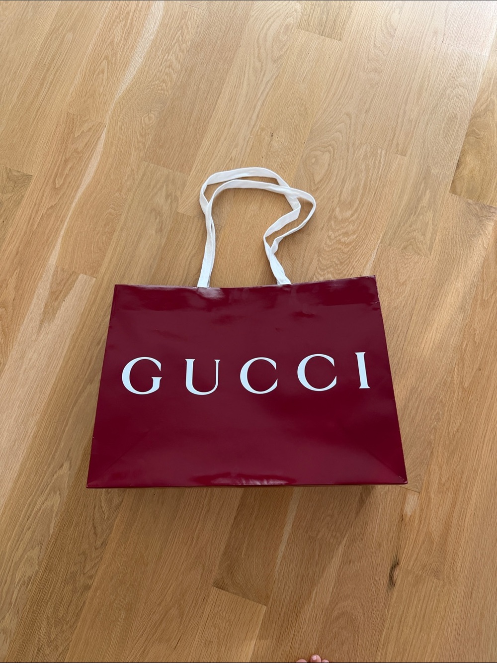 Large Gucci shopping bag